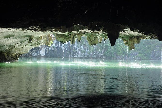 Group Halong Bay Day Cruise Including Hotel Transfers from Hanoi - Hanoi To Halong Bay: The Day-Cruise Rhythm