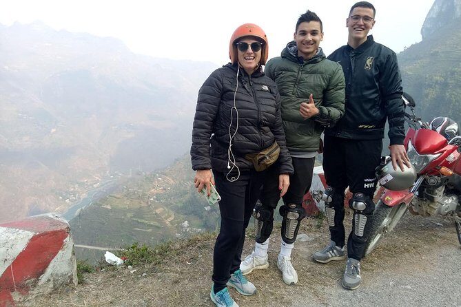 Ha Giang loop 3 or 4 Days, Small Group Tour (within easy riders) - Day 2: Ma Pi Leng Pass for the big viewpoint hour