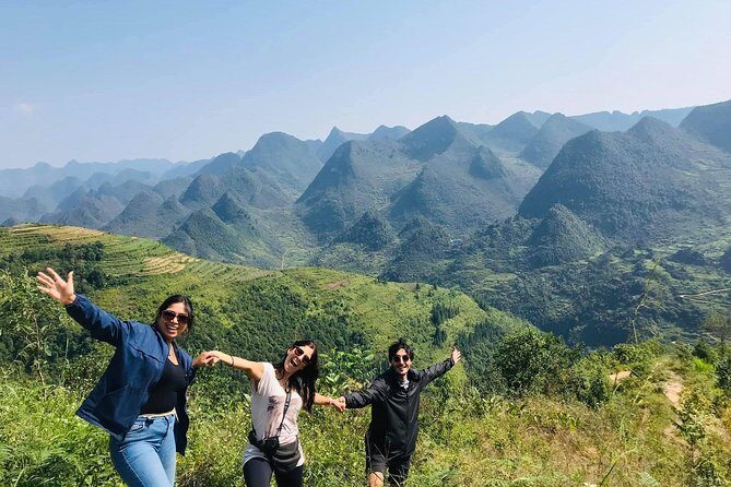 Ha Giang Loop Private Motobike Tour - 4 Days and 3 Nights! - Riding setup, safety, and what makes the guide matter