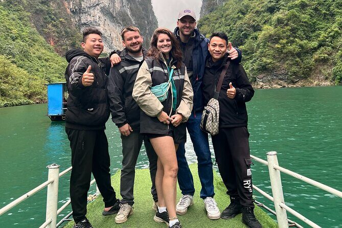 Ha Giang Loop Tour 2 days 1 nights with Ha Giang Vision Tour - The Heart Viewpoint and Mau Due Lunch Break