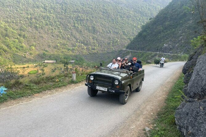 Ha Giang Open Air Jeep 3 Days 2 Nights off The Beaten Path - Day 2: Happiness Road, Ma Pi Leng Pass, and Du Gia villages