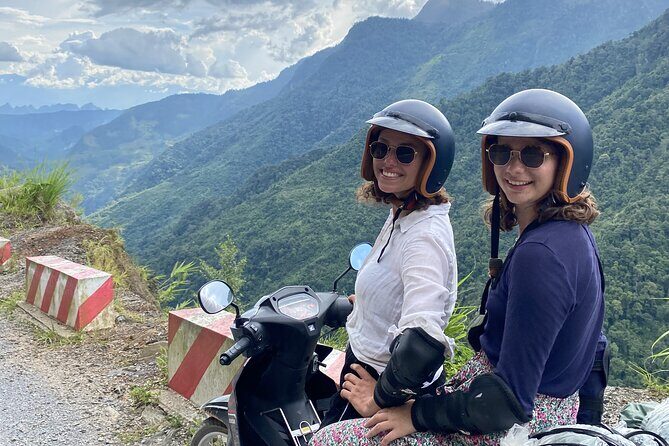 Ha Giang Tour 4 Day-3-Night, English Speaking Guide, Small Group - Day 2: Thẩm Mã Coffee, Dinh Vua Mèo, and the North to Dong Van