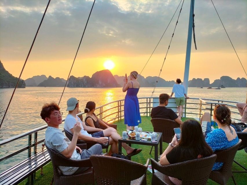 Ha Long: Afternoon Cruise with Lunch, Kayaking, and Swimming - On the Water: Bay Views, Names on the Rocks, and the Safety Briefing