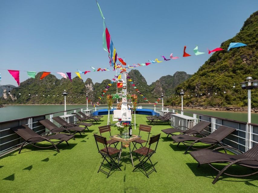 Ha Long: Afternoon Cruise with Lunch, Kayaking, and Swimming - Sung Sot (Surprise) Cave: The Classic Ha Long Stairs and Scale