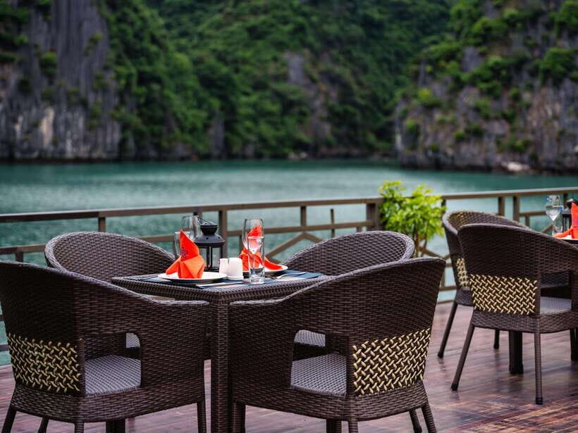 Ha Long Bay: 2-Day Tour with La Pandora Boutique Cruise - Picking This Tour for the Right Reasons