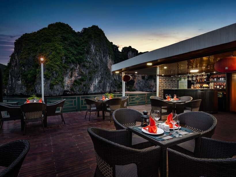 Ha Long Bay: 2-Day Tour with La Pandora Boutique Cruise - Should You Book This La Pandora Ha Long–Lan Ha Tour?