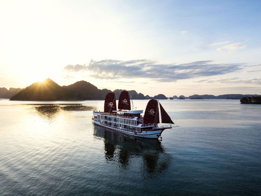Ha Long & Lan Ha Bays: 2-Day Cruise with Meals & Kayaking - Getting started at Tuan Chau: the handoff that sets the tone