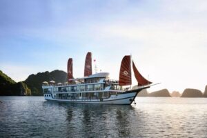 Ha Long & Lan Ha Bays: 2-Day Cruise with Meals & Kayaking - Ha Long to Lan Ha by lunch: watching karst towers from the move