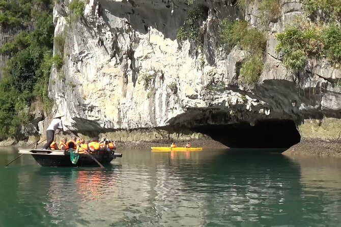 Halong 6 hours Boat tour with Cave, Kayak, lunch, transfer high-way from Hanoi - Pickup from Hanoi: the part that makes or breaks your day