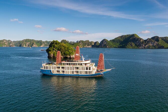 Halong Bay 2D1N Cruise Tour, Full Meals, Caves, Kayak &Transfer - Hanoi pickup to Tuan Chau: getting to the bay without stress