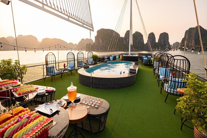 Halong Bay Day Tour With Sunlight Luxury Cruise With Transfer - Entering Halong Bay with a Sunlight Luxury day cruise