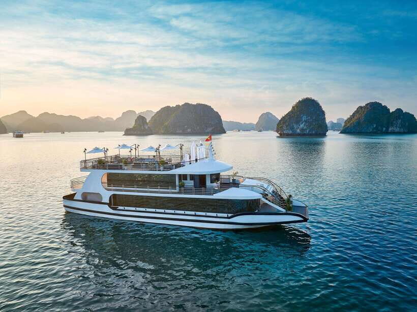 Halong Bay: Luxury Day Cruise with Buffet, Kayak, Swim - Key Things I’d Plan Around