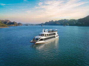 Halong Bay: Luxury Day Cruise with Buffet, Kayak, Swim - Surprising Cave (Sung Sot): The Cave Stop That Actually Feels Scenic