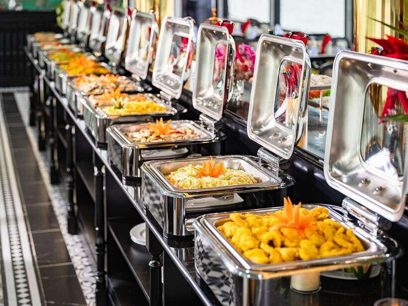 Halong Bay: Luxury Day Cruise with Buffet, Kayak, Swim - Buffet Lunch and the Onboard Setup: Easy Fuel Without Fuss