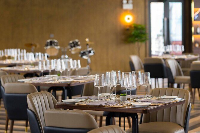 Halong Bay Luxury Dinner Cruise - Ambassador - The 3-hour timing: why it works so well