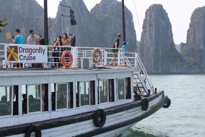 Halong Day Tour Islands, Caves, Kayak, Lunch w Dragonfly Cruise - Lunch on a Cruise Day: Seafood, Water, and the Missing-Planning Factor