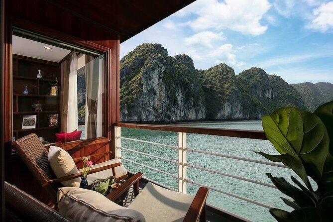 Halong Pandora 5 Star Cruise 2D1N-All Inclusive, cave, transfer - Day 2 morning views and the Frog Pond stop