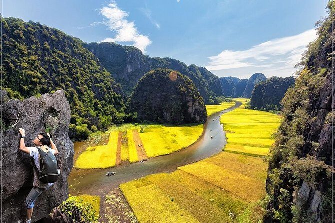 Hang Mua - Hoa Lu - Tam Coc Small Group Tour 8 People a Group - Hang Mua caves viewpoint: the climb that pays off