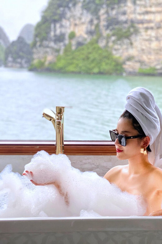 Hanoi: 2-Day Lan Ha & Halong Bay 5 Stars Cruise with Balcony - Quick hits before you go