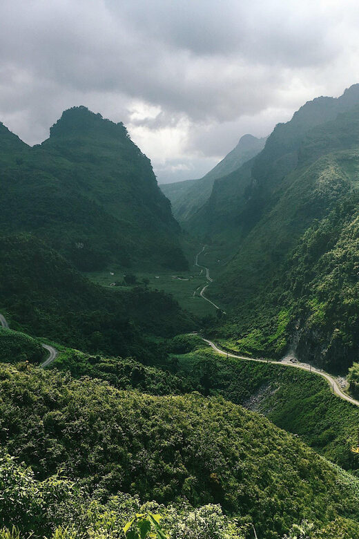 Hanoi: 4-Day Ha Giang Loop Jasmine Tour - EZ riders, group energy, and why the people matter here