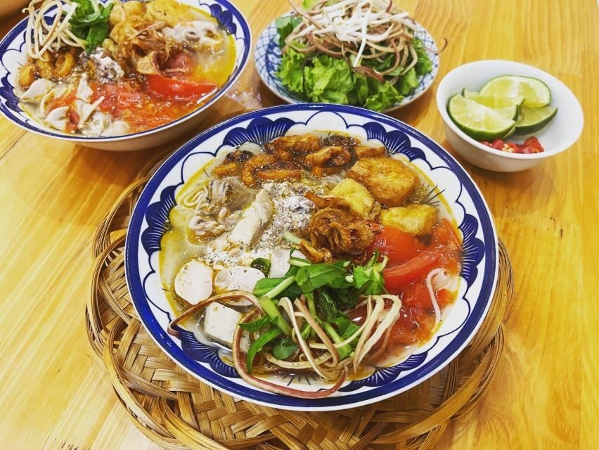 Hanoi: 5 Local Dishes Cooking Class with Meal & Market Visit - Finding Apron Up in Hanoi’s Old Quarter