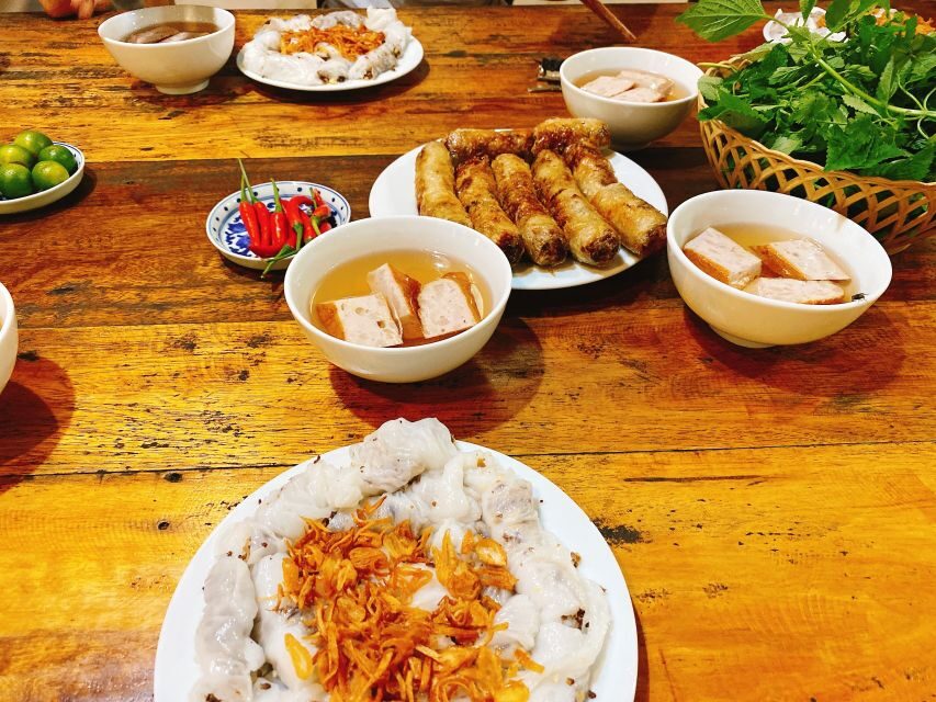 Hanoi: 7 Tastings Street Food Tour with Train Street - Price and Value: Why $24 Makes Sense for 3–4 Hours