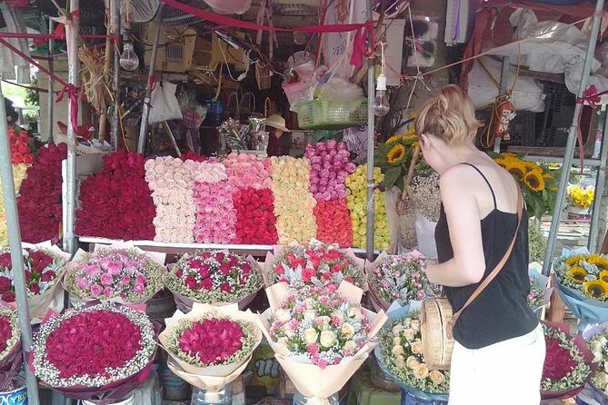 Hanoi: Amazing Morning with Bicycle - All Inclusive - Bikes, guides, and real Hanoi traffic: what to expect