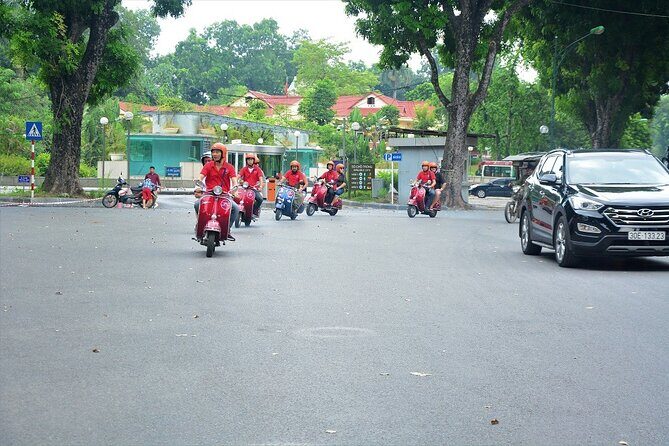 Hanoi Back Streets Vespa Tours: Hanoi Vintage Vespa Tours City - Hồ Trúc Bạch lunch stop: a break that supports locals