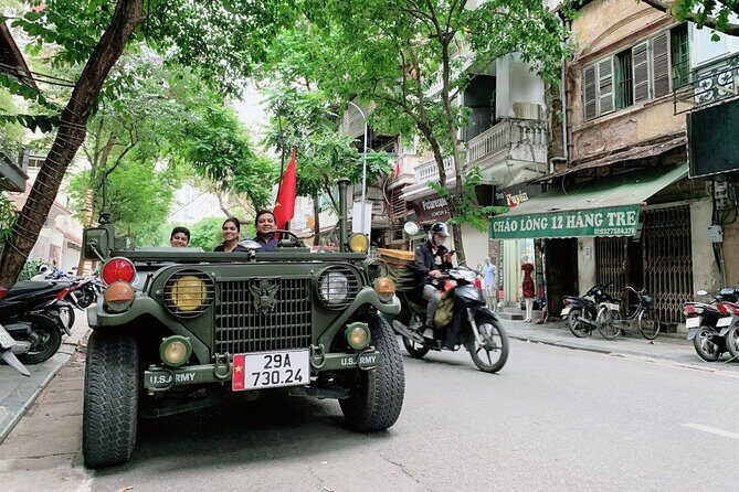 Hanoi Backstreet Jeep Tour : Hanoi HIGHTLIGHTS and HIDDEN GEMS - Backstreets and market lanes: where Hanoi turns real