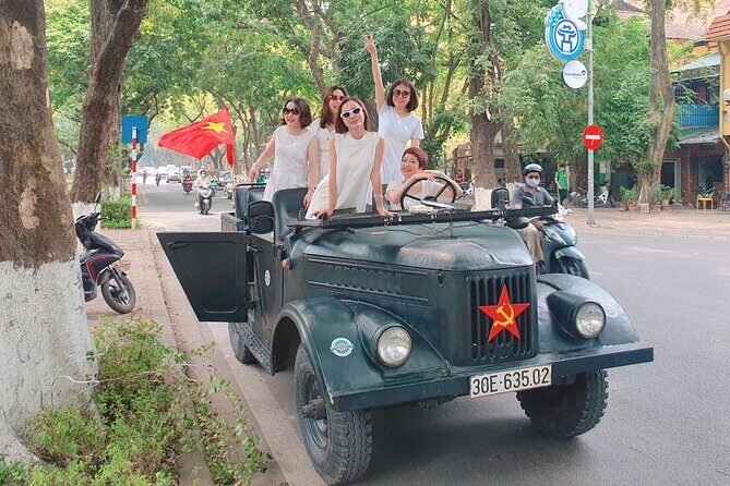 Hanoi Backstreet Jeep Tour : Hanoi HIGHTLIGHTS and HIDDEN GEMS - West Lake and Truc Bach breezes for a breather
