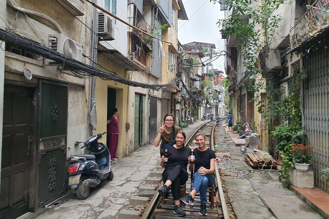 Hanoi Backstreet Jeep Tour : Hanoi HIGHTLIGHTS and HIDDEN GEMS - The café stop: coffee with character and repurposed design
