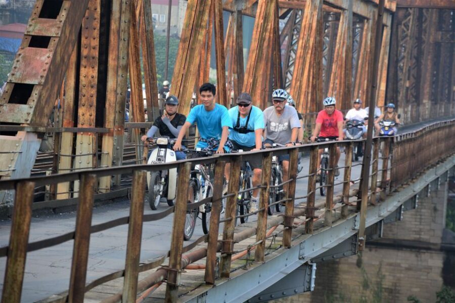 Hanoi: Bike Tour Through Hidden Gems and Banana Island - Food that teaches Hanoi: Bun Cha, Pho, and friends