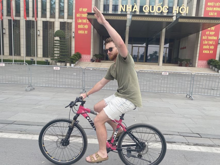 Hanoi: Bike Tour Through Hidden Gems and Banana Island - Getting through Hanoi traffic without losing your nerve
