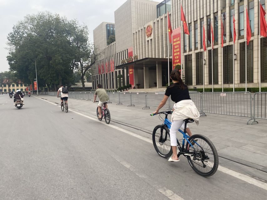 Hanoi: Bike Tour Through Hidden Gems and Banana Island - Price and value: what $34 buys you in real terms