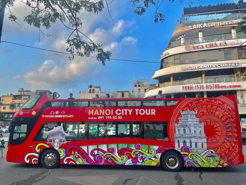 Hanoi: Centuries of Highlights in 1 Hour by Open-Top Bus - One Hour to See the Best of Hanoi from Above