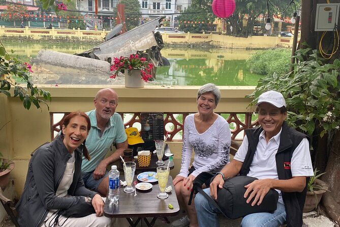 Hanoi City Bike Tour through Banana Island & Food Tasting - Meeting Up, Bike Setup, and the Real Pickup Situation