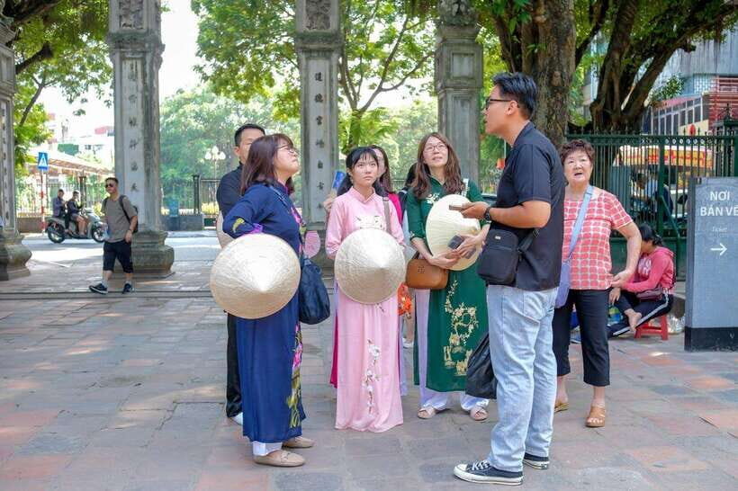 Hanoi: City Highlights Tour with Train Street & Hidden Gems - Tour logistics that affect your comfort (and a small caution)
