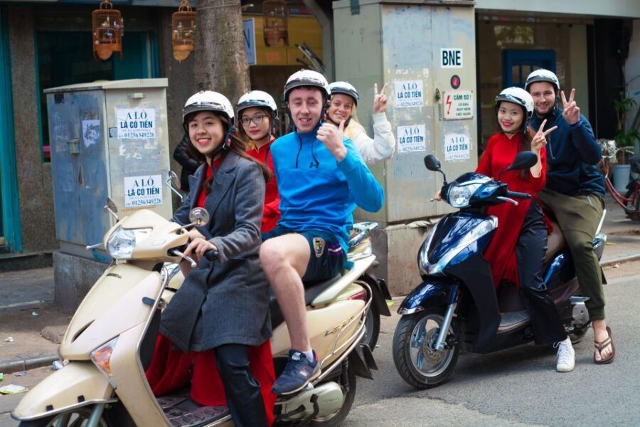 Hanoi: City Sightseeing Motorbike Tour - Lunch + Egg Coffee Moment: How the Food Stop Fits In