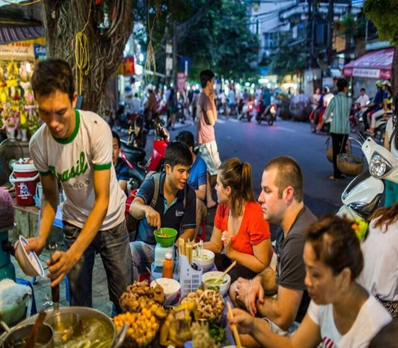 Hanoi: Eat Like a Local Small Group Street Food Tour - Key things that make this Hanoi food tour work
