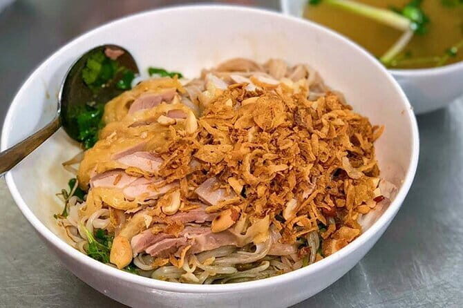Hanoi Famous Michelin Guided Street Food Tour - Stop 2: Miến Lươn Đông Thịnh and Crispy Eel With Glass Noodles
