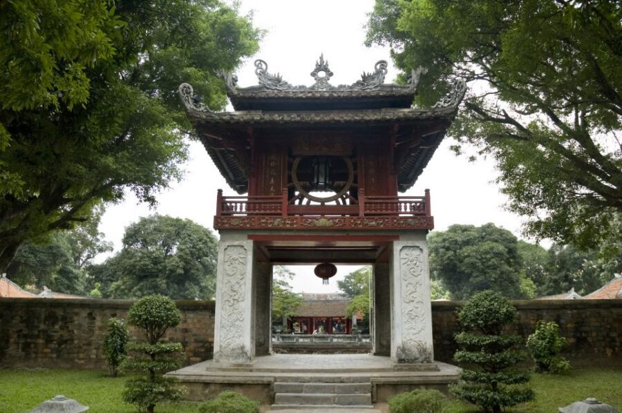 Hanoi Food, Culture, Sightseeing & Fun By Vietnam Army Jeep - Major sights and the Hanoi you can recognize fast
