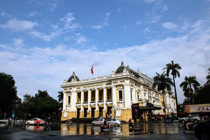 Hanoi French Quarter: Coffee and Stories - Why the coffee-and-stories format works so well
