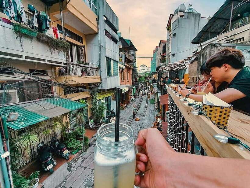 Hanoi: Guided Food Tour with Train Street Visit - Pho, but not the usual way: dry mixed pho with special sauce