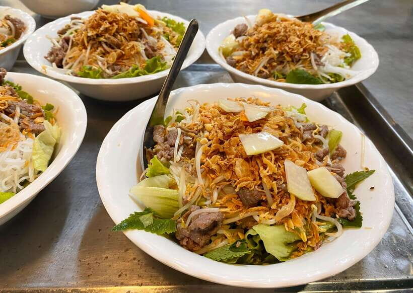 Hanoi: Guided Street Food Tour with Train Street Experience - The walking portion: how the guide keeps you eating and learning