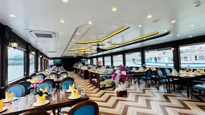 Hanoi: Ha Long Bay Day Trip - Luxury Cruise & Buffet Lunch - Sunset party on the water: snacks, photos, and the jacuzzi moment