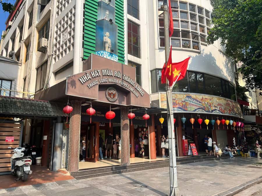 Hanoi: Half-Day City Tour with Thang Long Water Puppet Show - Meeting at Thang Long Water Puppet Theatre: QR code timing that matters
