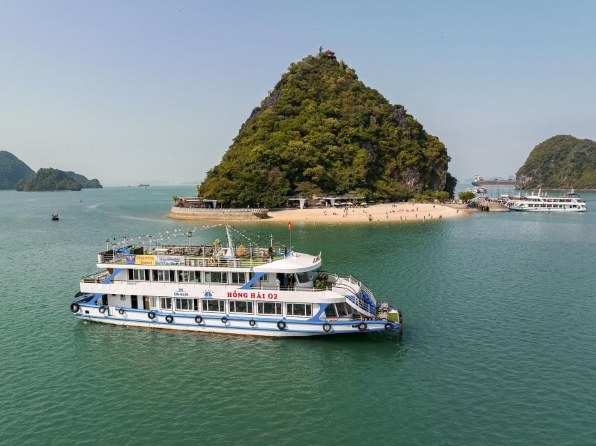 Hanoi: Halong Bay Day Trip with Titop Island, Cave, & Kayak - Guides make the day: what the best ones do well