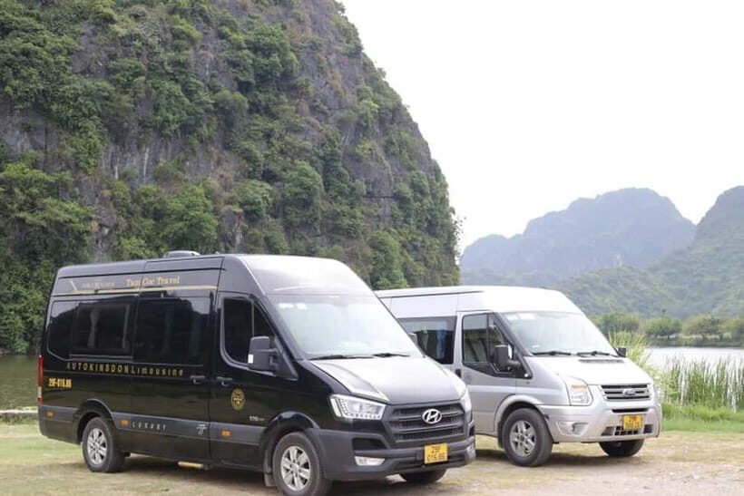 Hanoi: Hoa Lu, Trang An Caves & Mua Cave Day Trip and Lunch - Lunch at the midpoint: included buffet energy, with a reality check