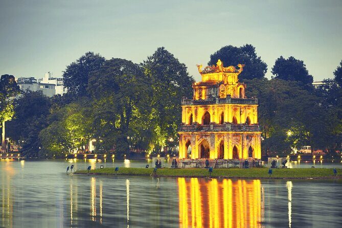 Hanoi Insight City Private Tour - West Lake lunch + Ngu Xa-style pho: a break that actually tastes like Hanoi