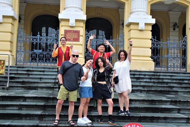 Hanoi Jeep Tours Led By Women: City & Red River Half Day - Duờng Tau Train Street: Lunch Next to the Tracks